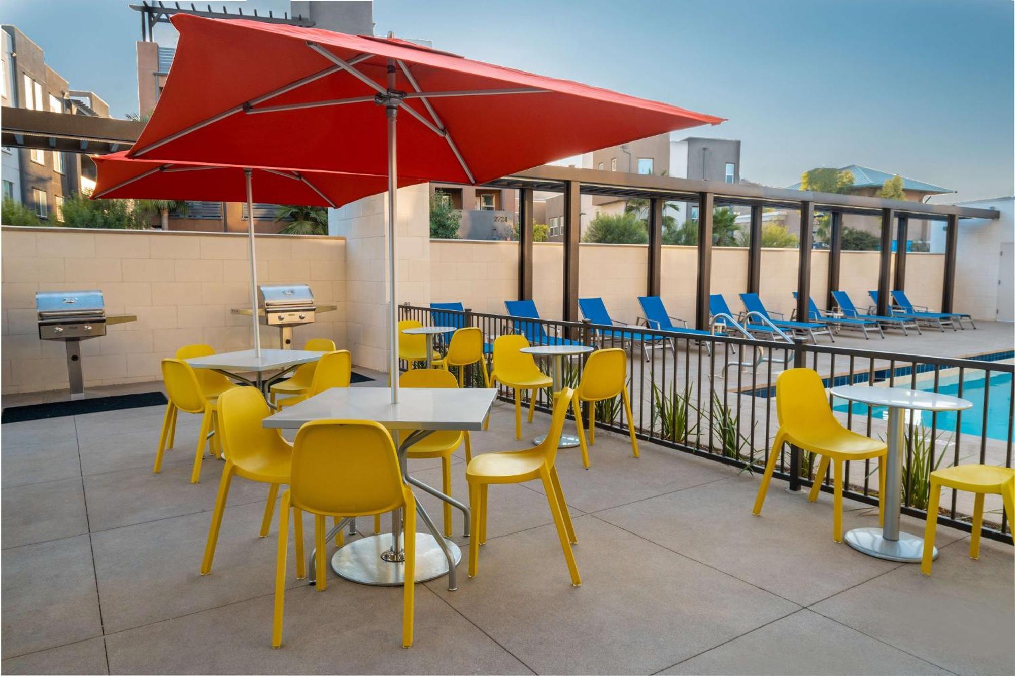Home2 Suites Corona, Ca Exterior foto